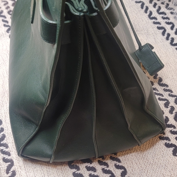 Beautiful pre-owne Saint laurent handbags - Picture 4 of 13